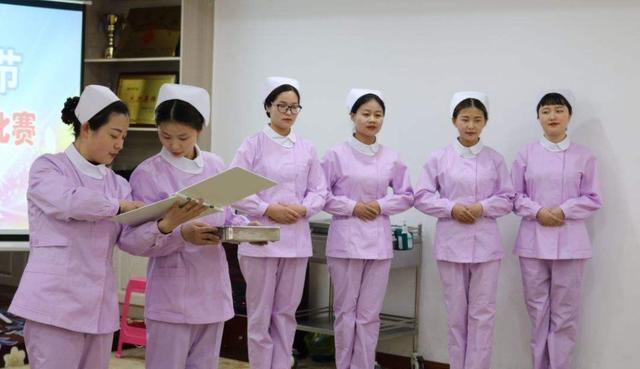 打50毫升盐水屁股针_打屁股针女生打两针_什么动画片打女生屁股