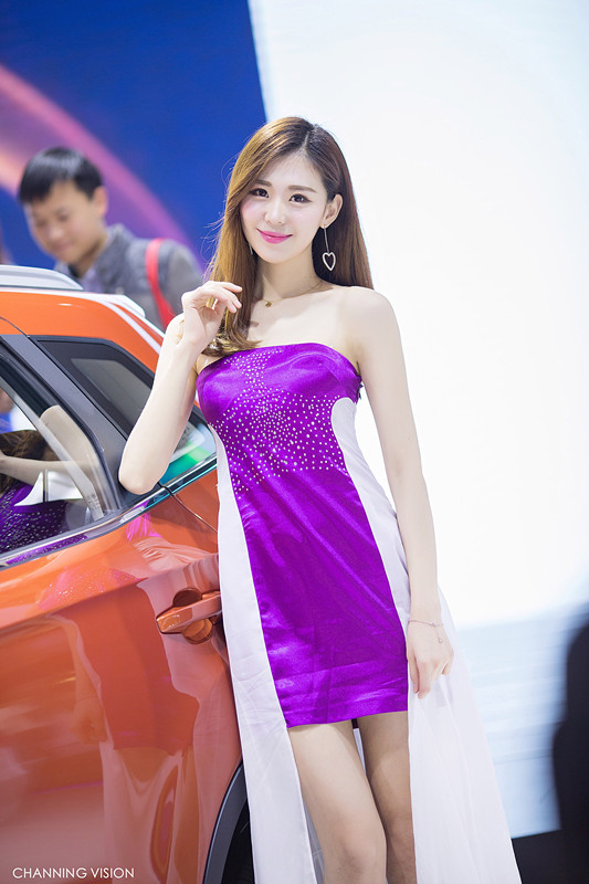 车展爆乳甩葱_车展爆乳甩葱_车展爆乳甩葱