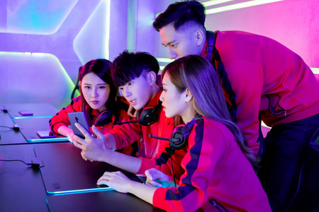 揭秘弹弹堂s百度版：激情对抗乐趣无限