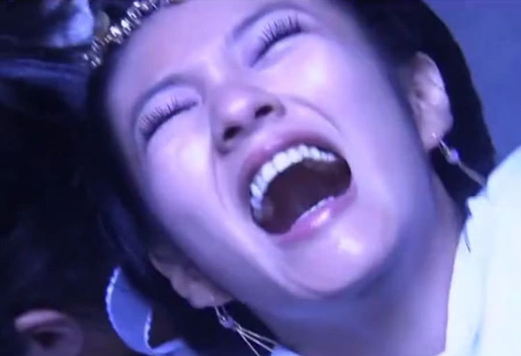 贾静雯咘咘视频_贾静雯光脚视频_贾静雯靴子