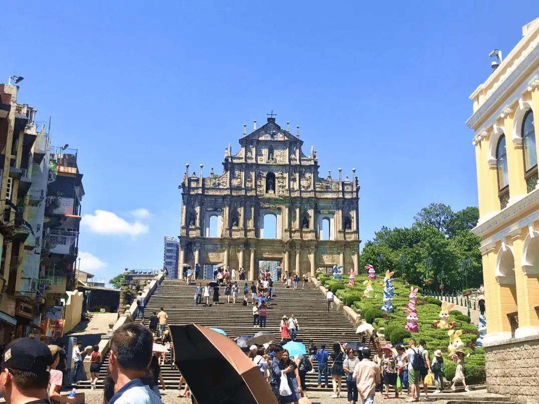 美丽的街心花园活动反思_美丽的街心花园+教案_美丽的街心花园教案
