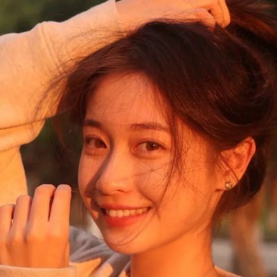 清纯型的女生是怎样的_清纯的女孩子是什么样的_什么样的女生是清纯型