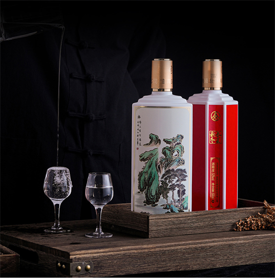 五粮液豪门盛宴品宴_五粮液豪门盛宴珍品38度价格_五粮液52度豪门盛宴