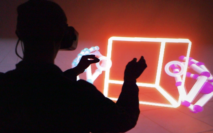 接入神经元_vr神经接入_神经接入式虚拟现实技术