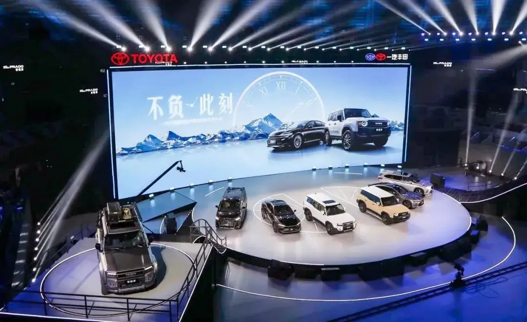 装修餐厅设计图_装修最新款餐厅画图_qq餐厅装修效果图2024
