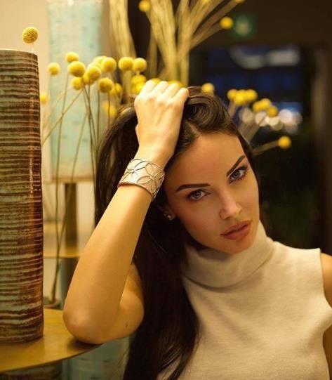 偷看美女胸_偷看美女胸_偷看美女胸