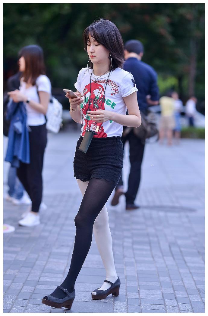 去家厕所发现丝袜_去家厕所发现丝袜_去家厕所发现丝袜