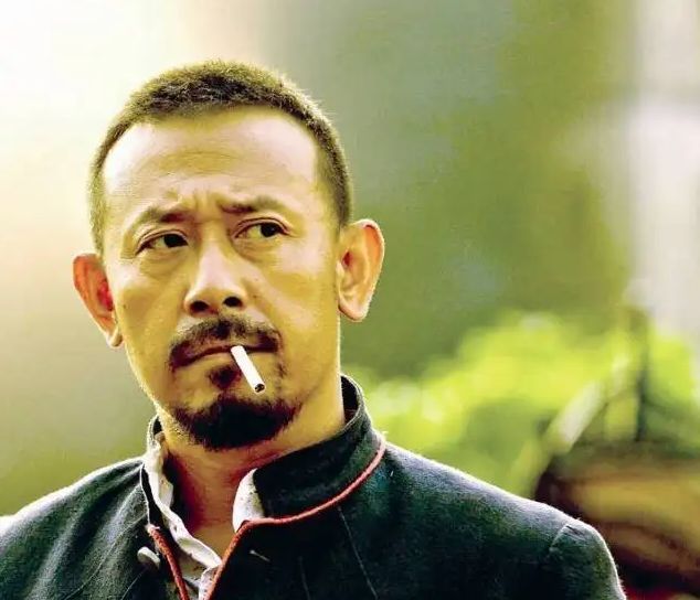 子弹飞素材_让子弹飞影评视听语言_子弹飞隐喻