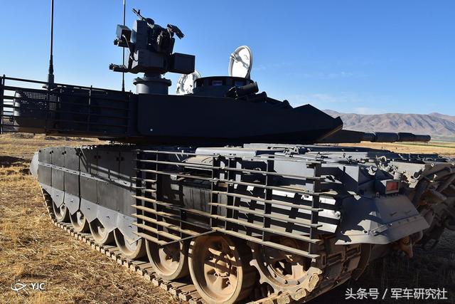 伊朗国产重型巡洋舰_伊朗国产军舰_伊朗国产重型鱼雷图片