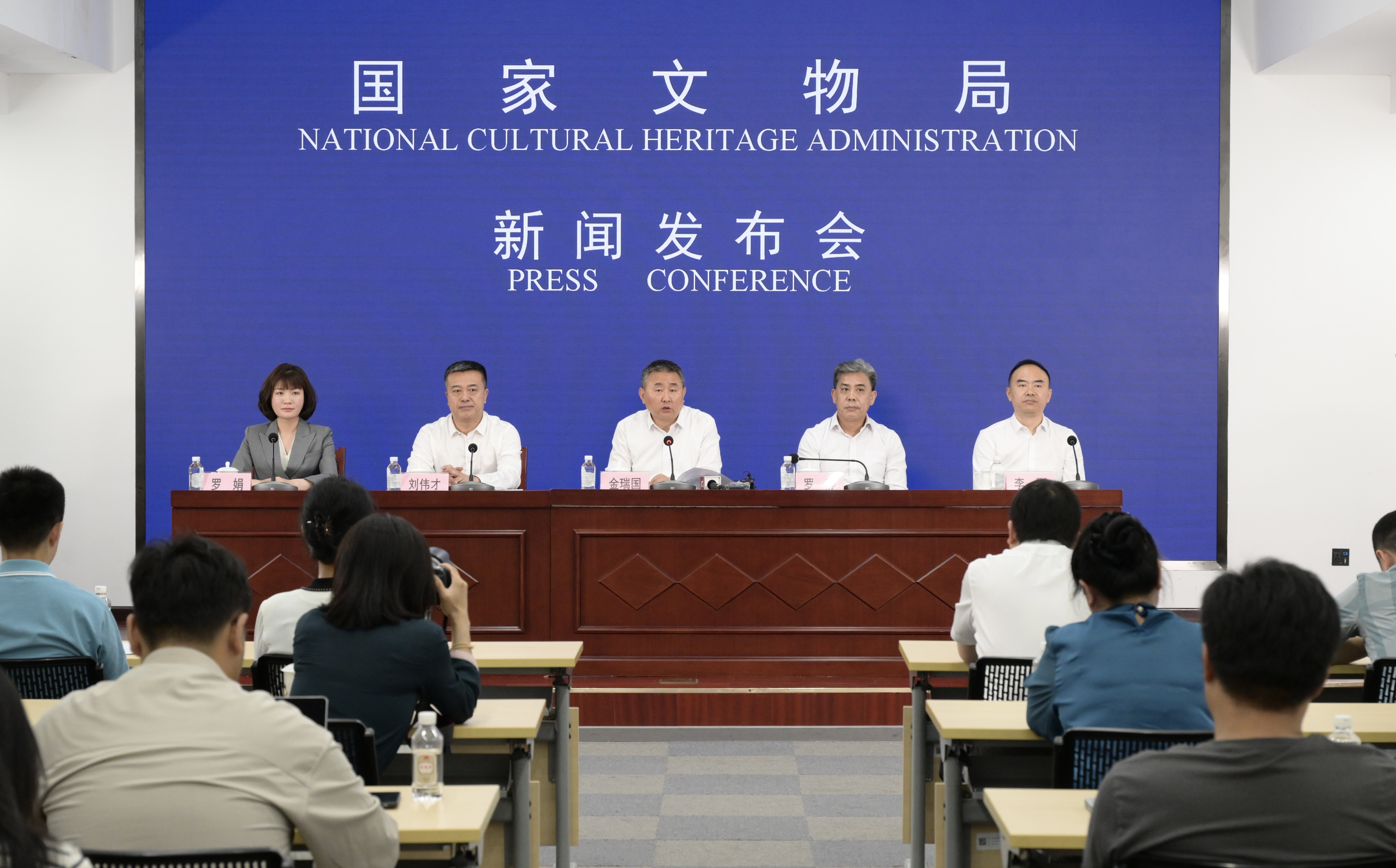 幼儿美术班收费_儿童美术班收费标准_美术收费标准模板