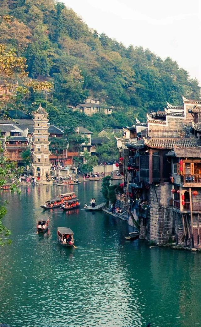 湘西边城景区旅游_湘西边城棋牌官网_湘西边城棋牌中心