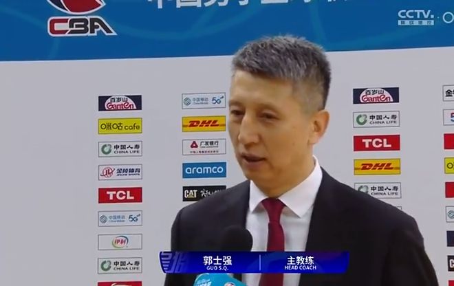 周琦郭士强共进餐_周琦与郭士强合影_周琦郭士强共进餐