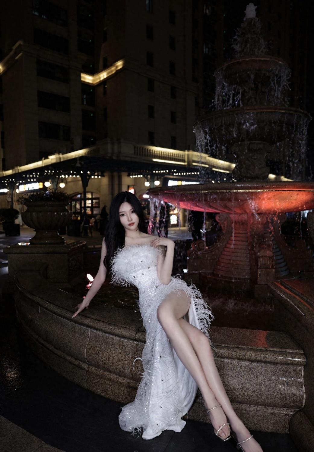 凤凰传奇玲花美腿玉足图片小说_凤凰花腿纹身手稿图女生_凤凰花腿手稿图
